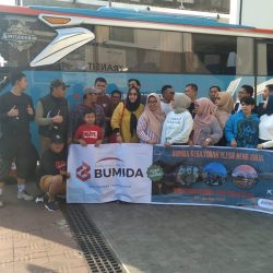 bus pariwisata toilet didalam - 9